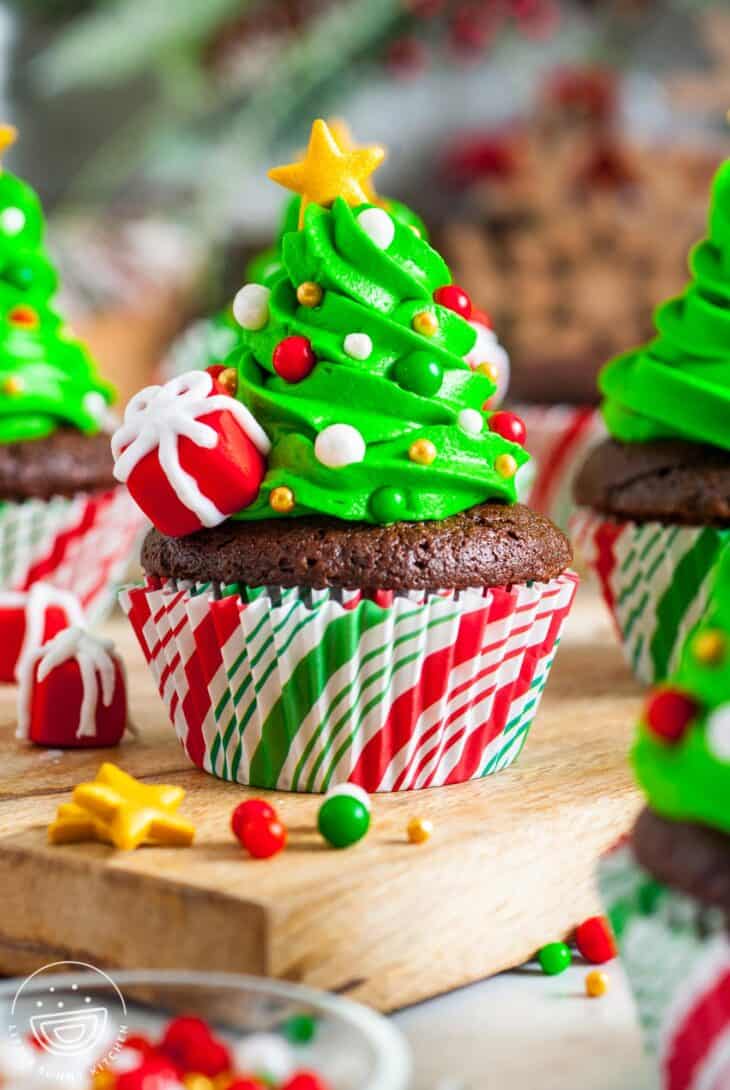 Chocolate Christmas Tree Cupcakes With Buttercream Frosting