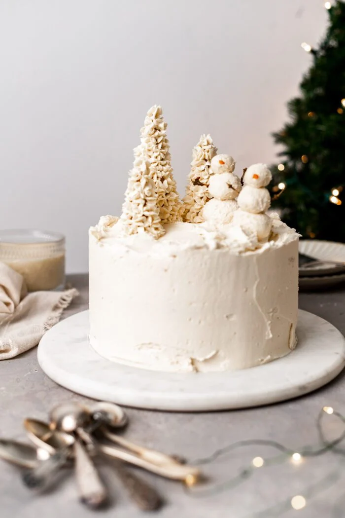 Easy Vegan Eggnog Cake (Gluten Free)