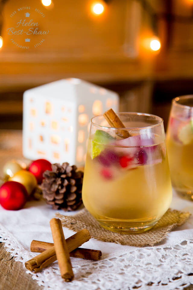 Gin & Appletiser - a Refreshing Christmas Cocktail