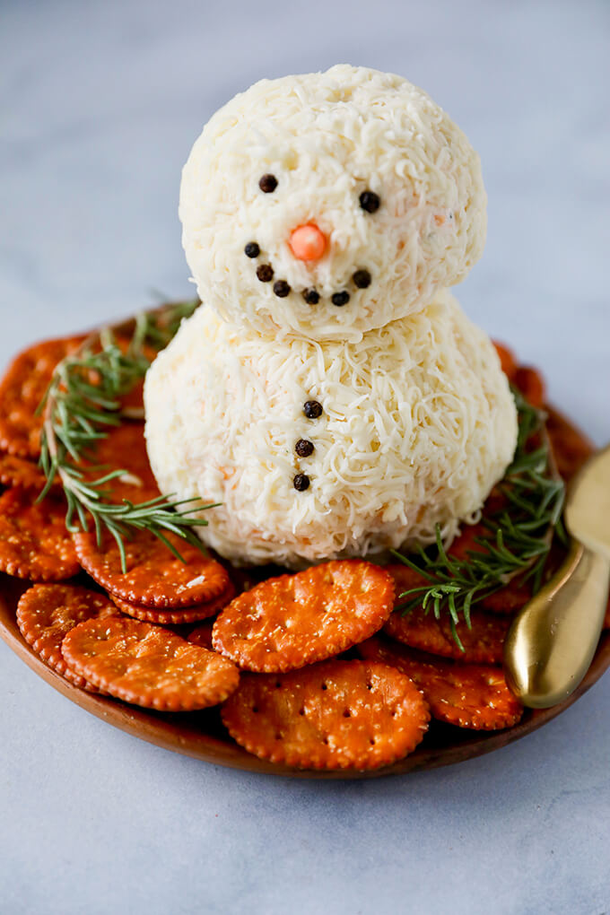 Snowman Cheese Ball Easy Christmas Appetizer
