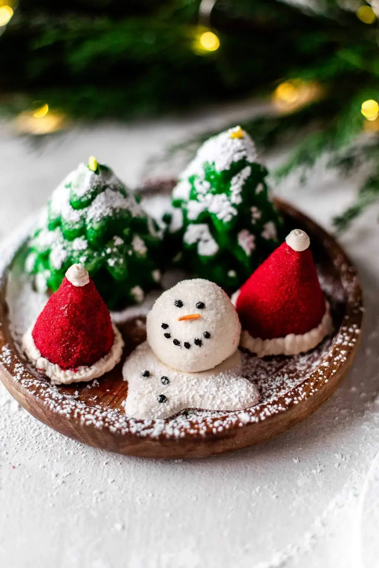 Christmas Cake Pops (With 3 Decoration Ideas)