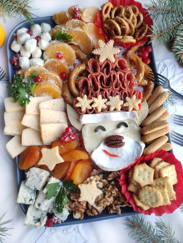 You Will Love This Reindeer Charcuterie Board For Christmas