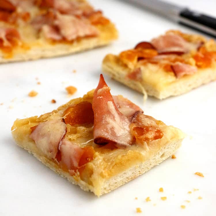 Cheesy Ham And Apricot Bites