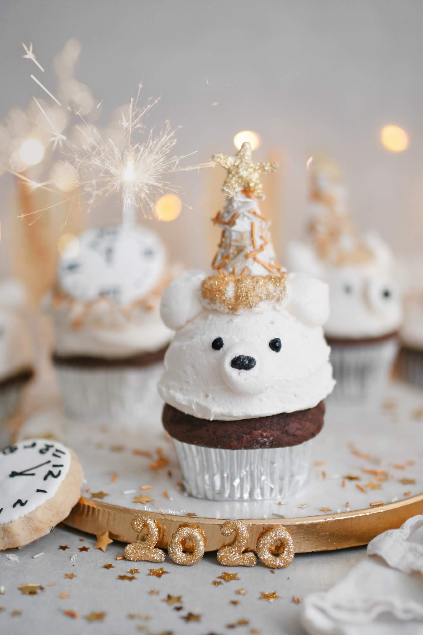New Year's Chocolate & Custard Cupcakes