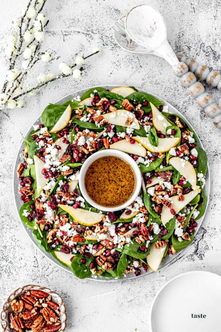 33 Easy Christmas Salad Ideas - Mica Restaurant
