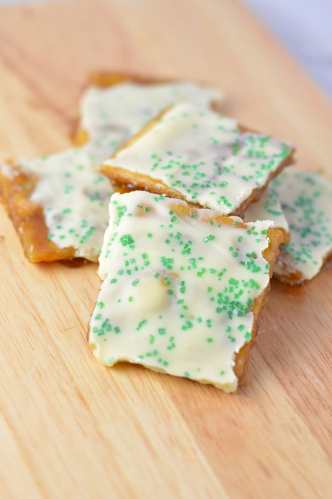 St Patrick's Day White Chocolate Saltine Cracker