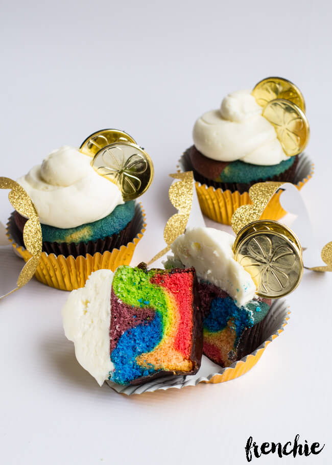 St. Patrick’s Day End Of The Rainbow Cupcakes