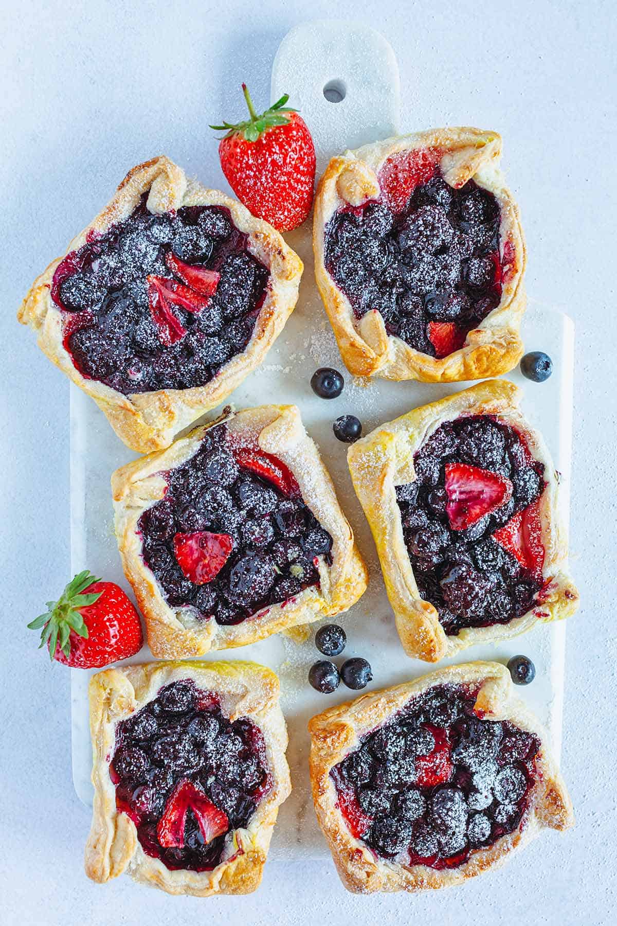 Easy Puff Pastry Fruit Tart / Vegan