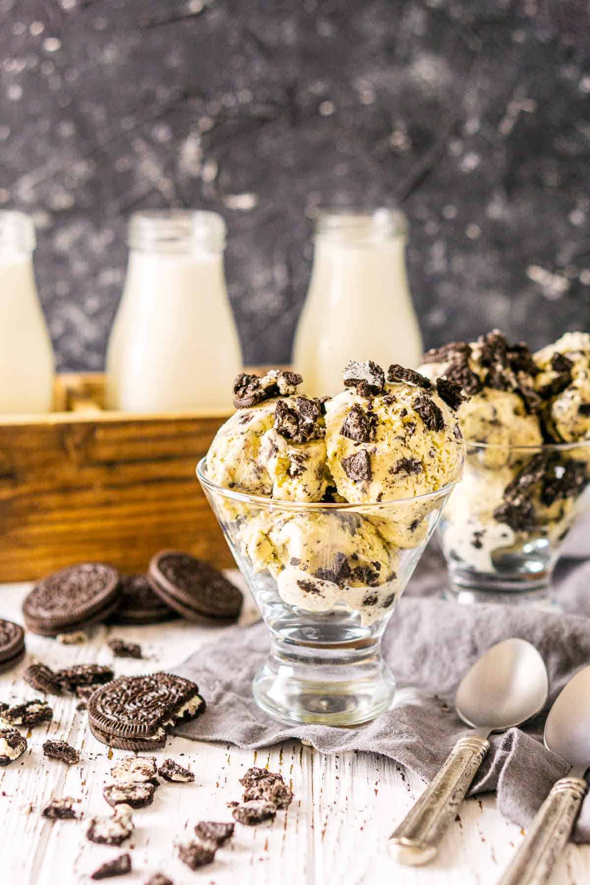 Homemade Oreo Ice Cream