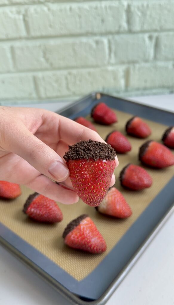 Oreo Truffle Stuffed Strawberries