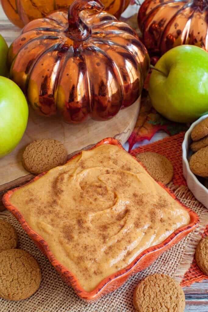 Pumpkin Pie Dip with Cream Cheese