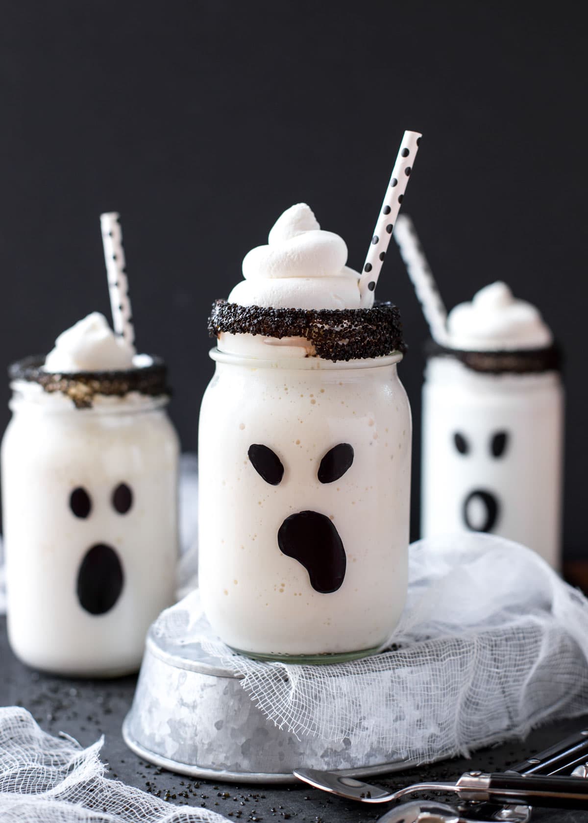 Boo-nilla Ghost Milkshakes