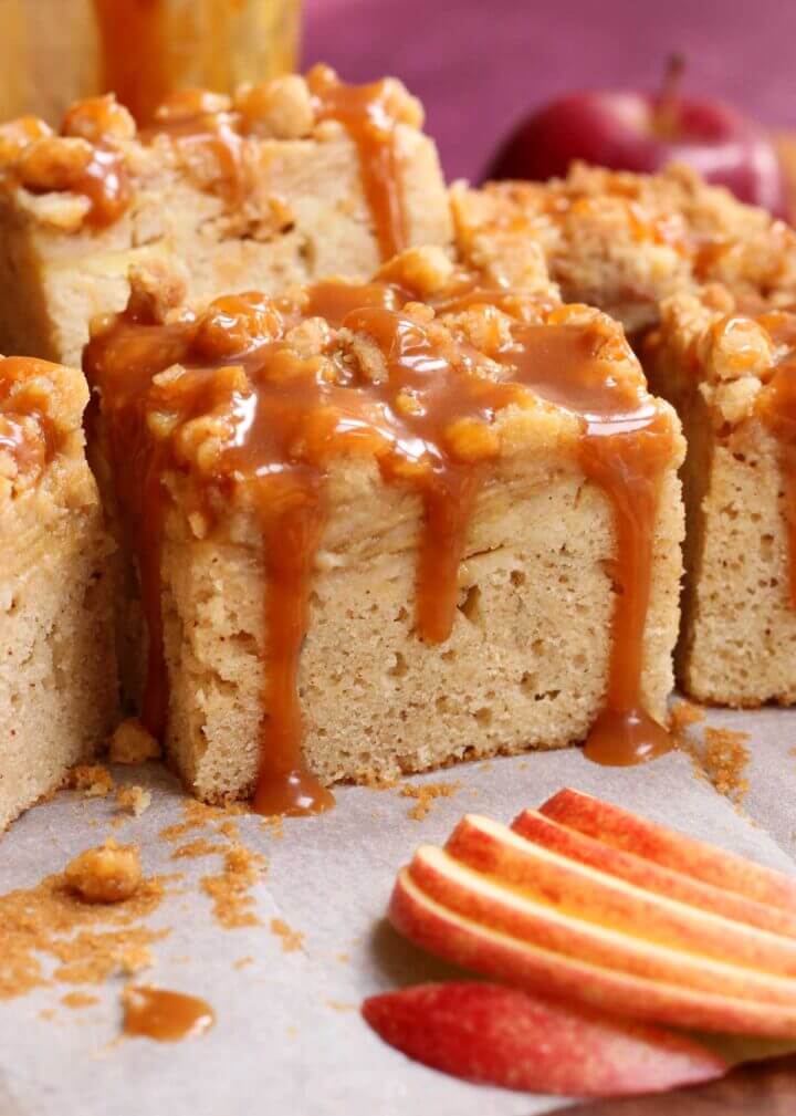 Brown Butter Caramel Apple Crumb Cake