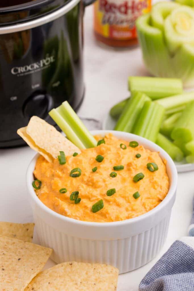 Crock Pot Buffalo Chicken Dip