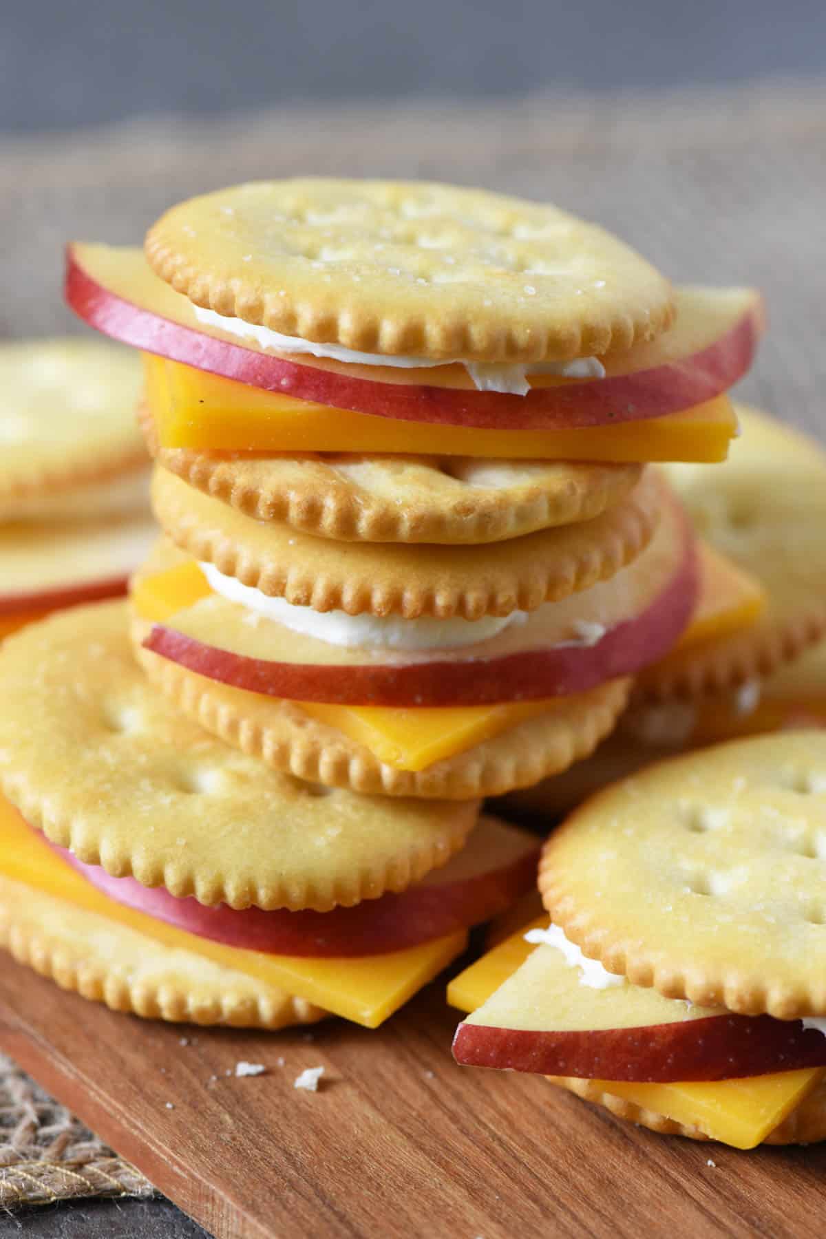 Easy Apple Cheese and Crackers Snacks