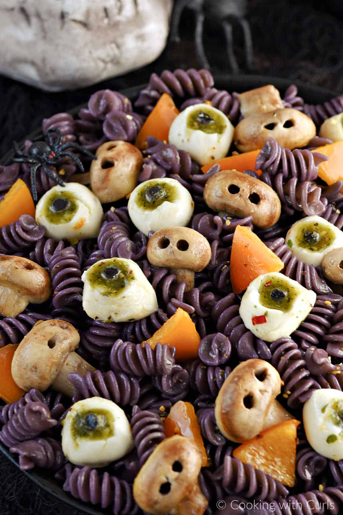 Halloween Creepy Pasta Salad