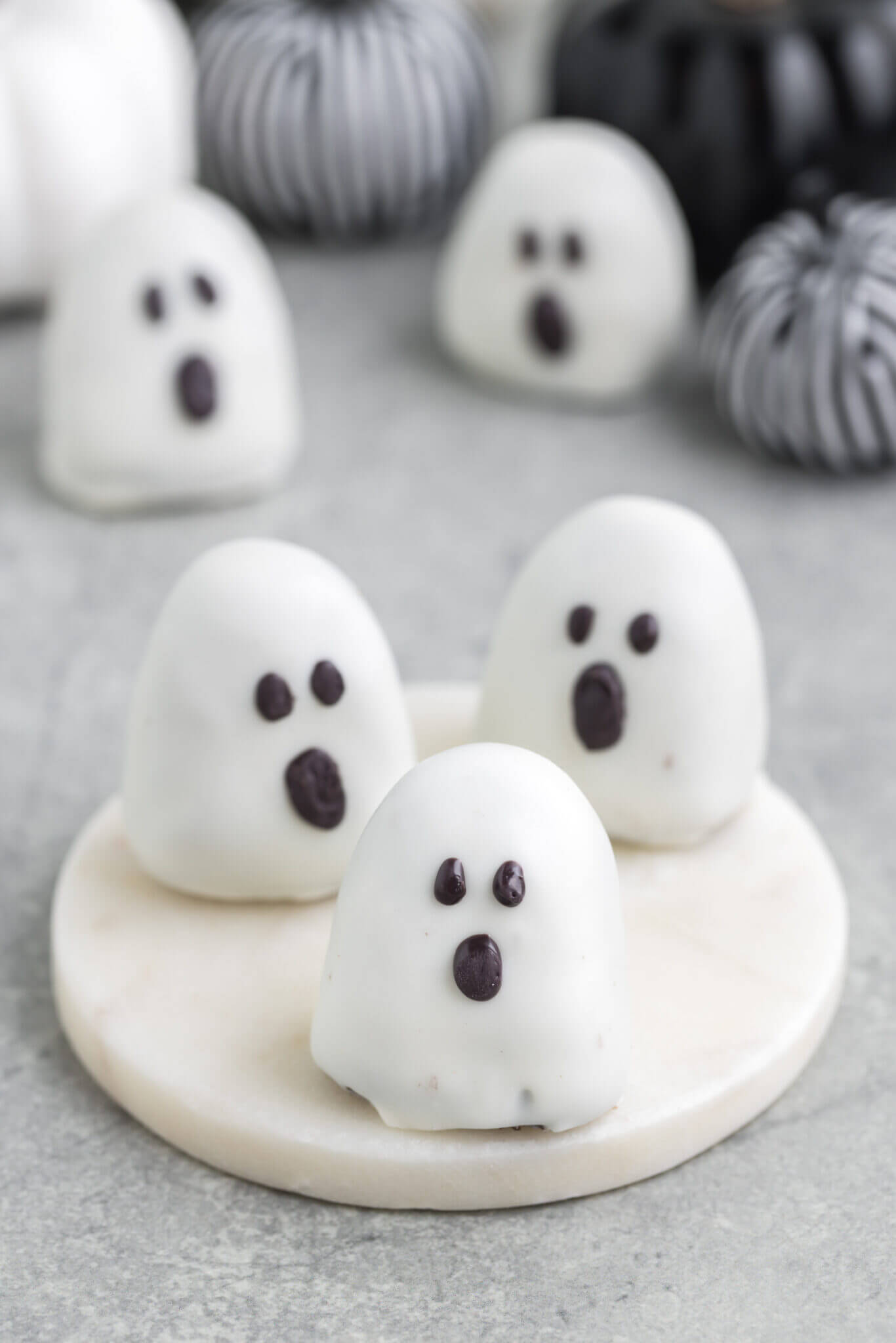 Halloween Ghost Truffles