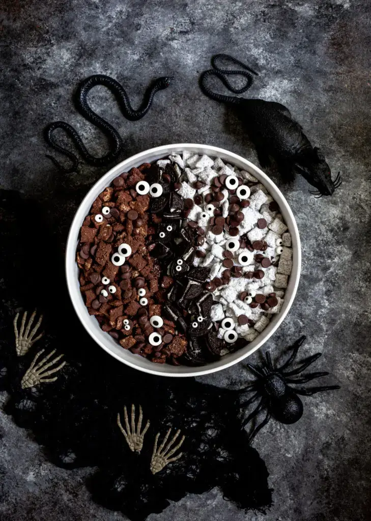 Halloween Muddy Buddies