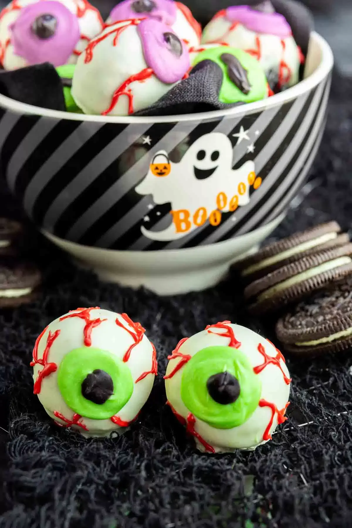 Halloween Oreo Eyeballs Recipe