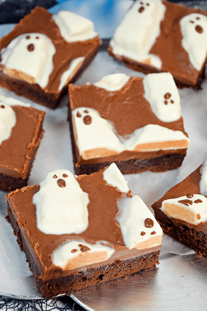 Halloween Peanut Butter Ghost Fudge