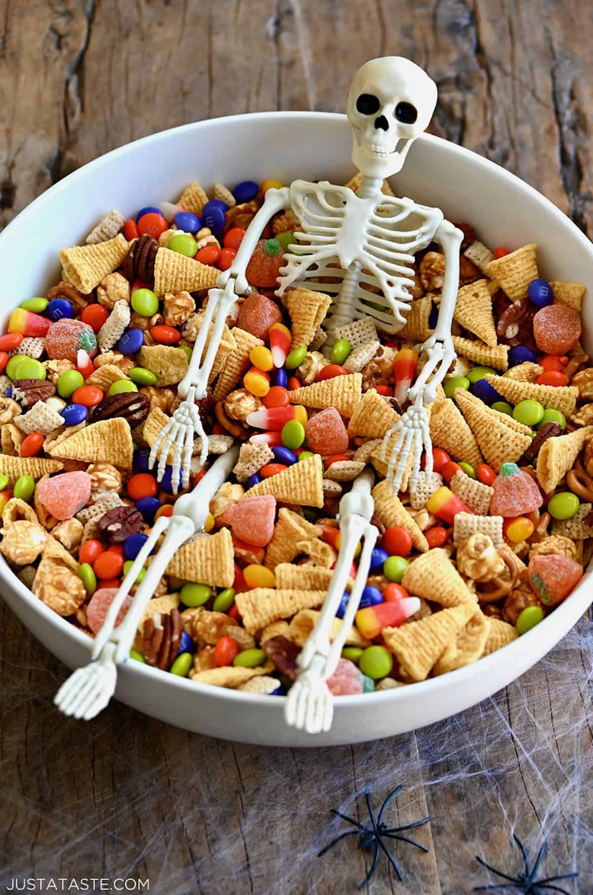 Halloween Snack Mix