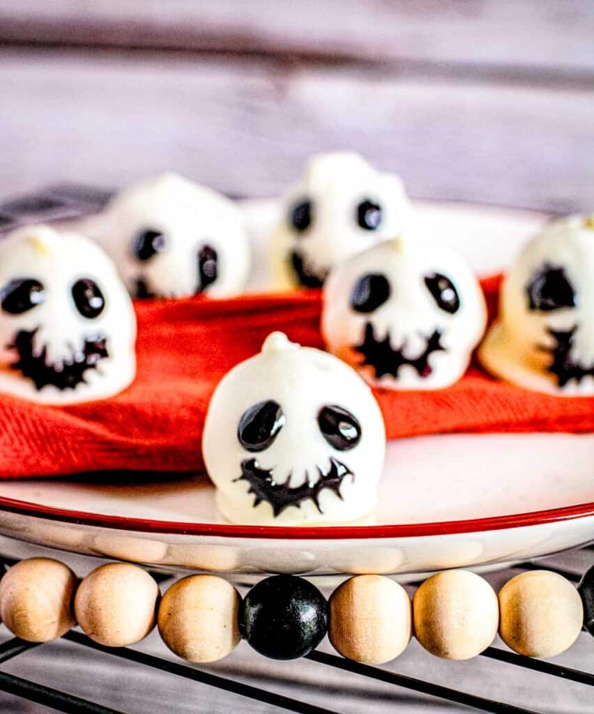 Skeleton Oreo Cookie Balls