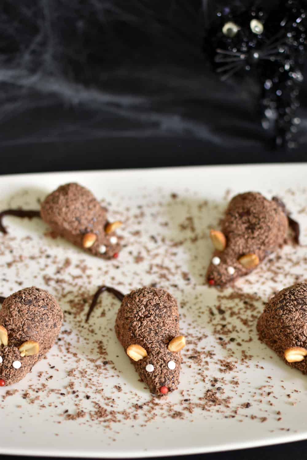 Strawberry And Chocolate Fudge Mice