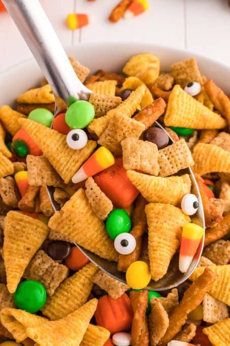 Best Halloween Snack Mix