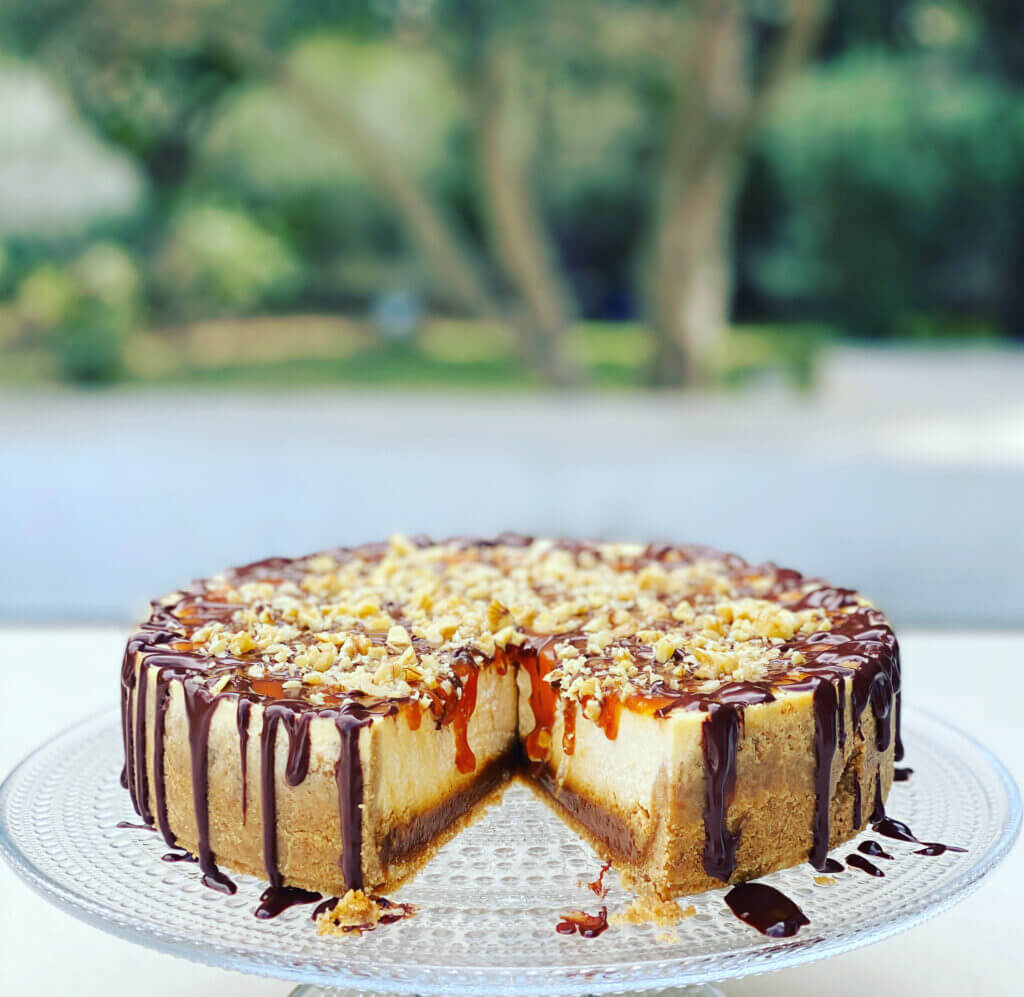 Caramel Walnut Cheesecake