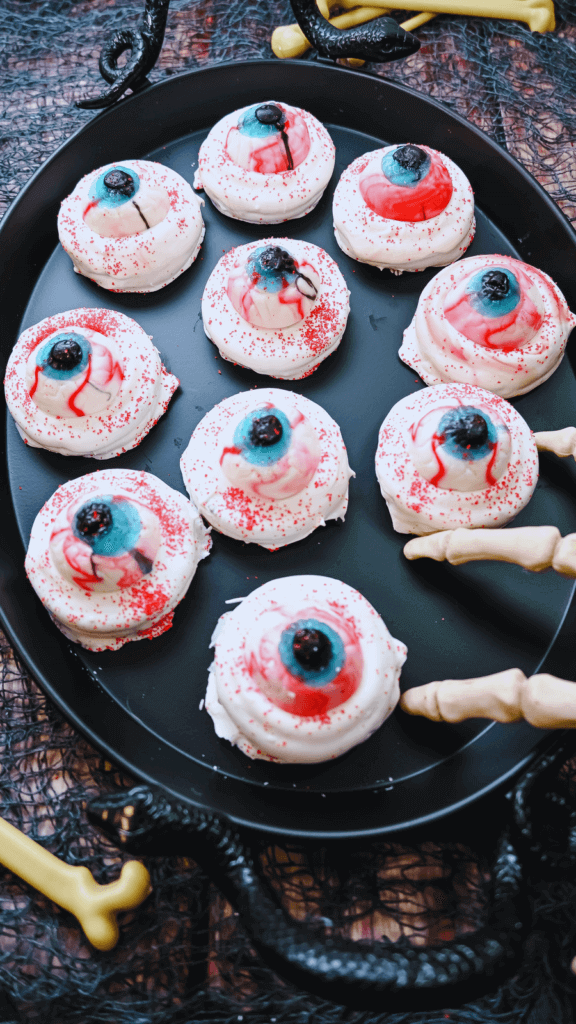 Creepy Eyeball Oreo Cookies