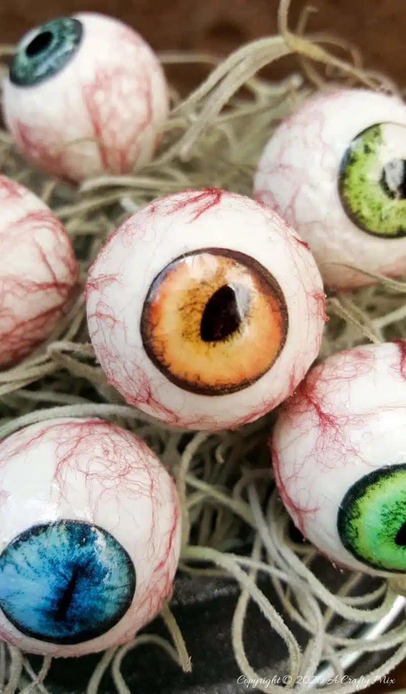 Diy Easy Realistic Eyeballs For Halloween