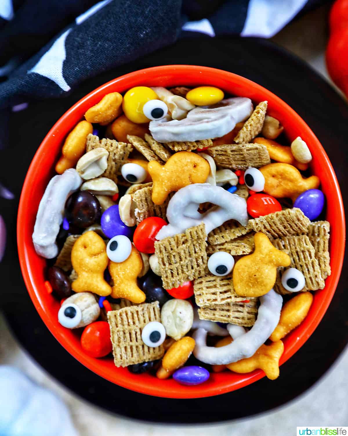 Easy Fun Halloween Snack Mix