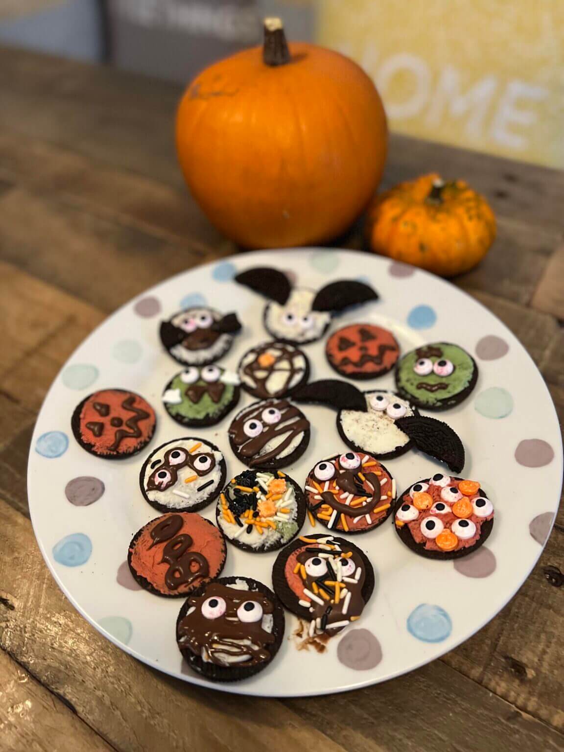 Easy Oreo Halloween Cookies 