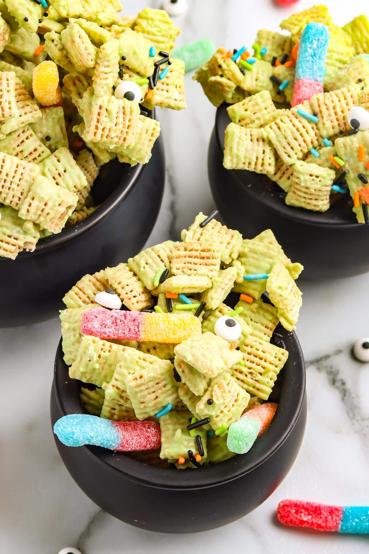 Halloween Chex Mix - Zombie Bait