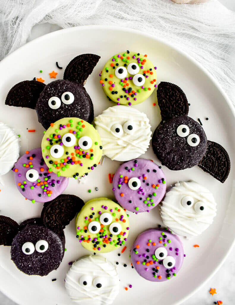 Halloween Chocolate Covered Oreos