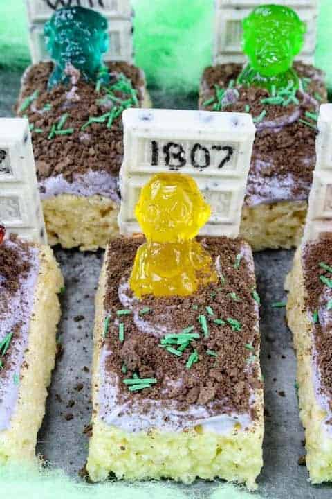Halloween Rice Krispie Treats Zombie Graveyard