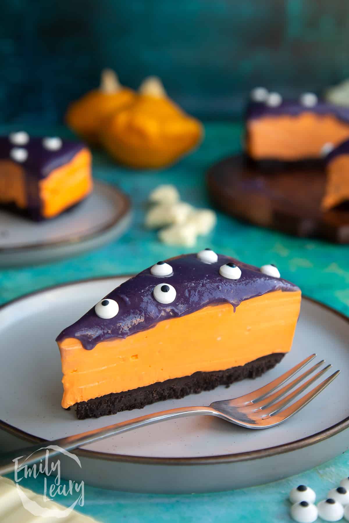 No-Bake Halloween Cheesecake