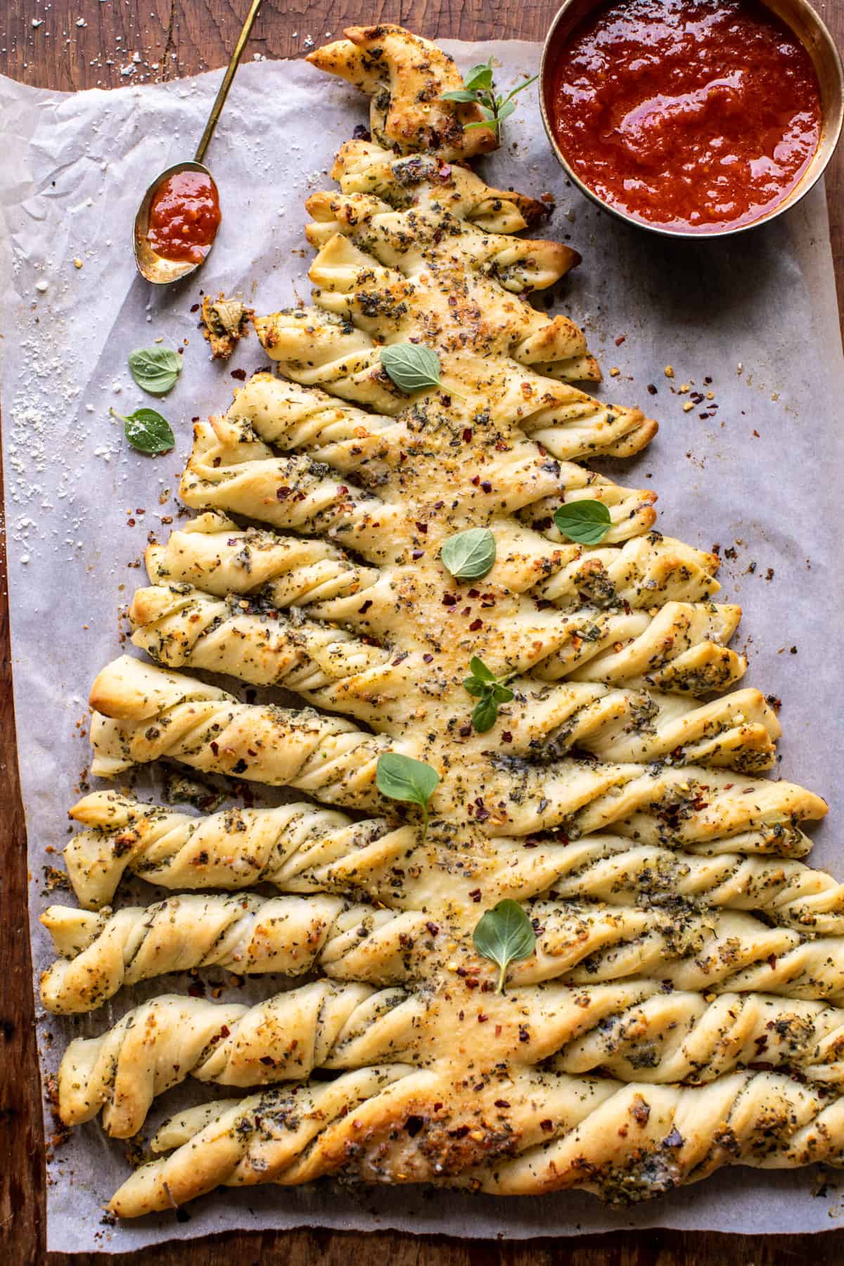 Pull-Apart Christmas Tree Garlic Bread