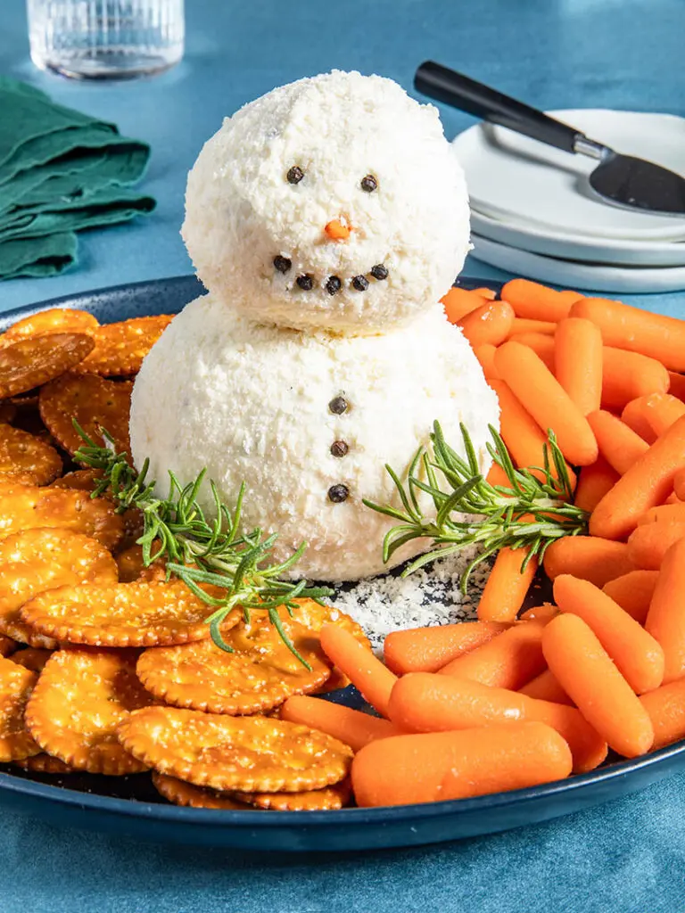 Snowman Cheese Ball