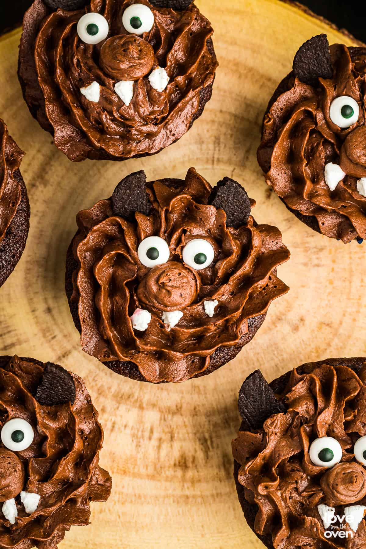 Spooky Easy Halloween Cupcakes