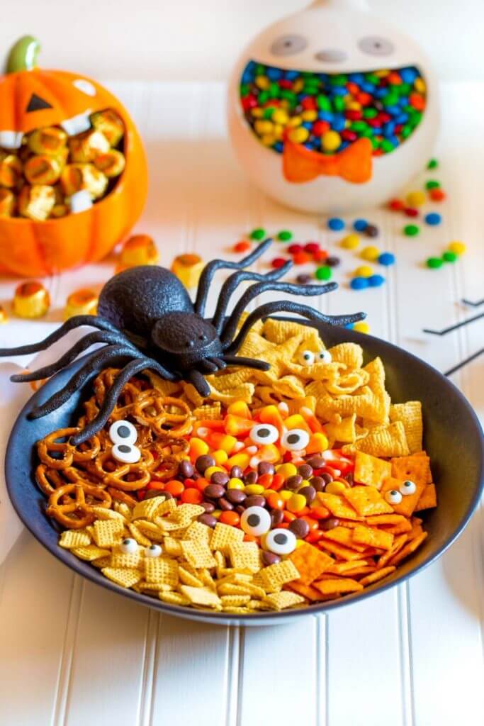 Spooky Halloween Snack Mix - Easy 5-Minute Recipe