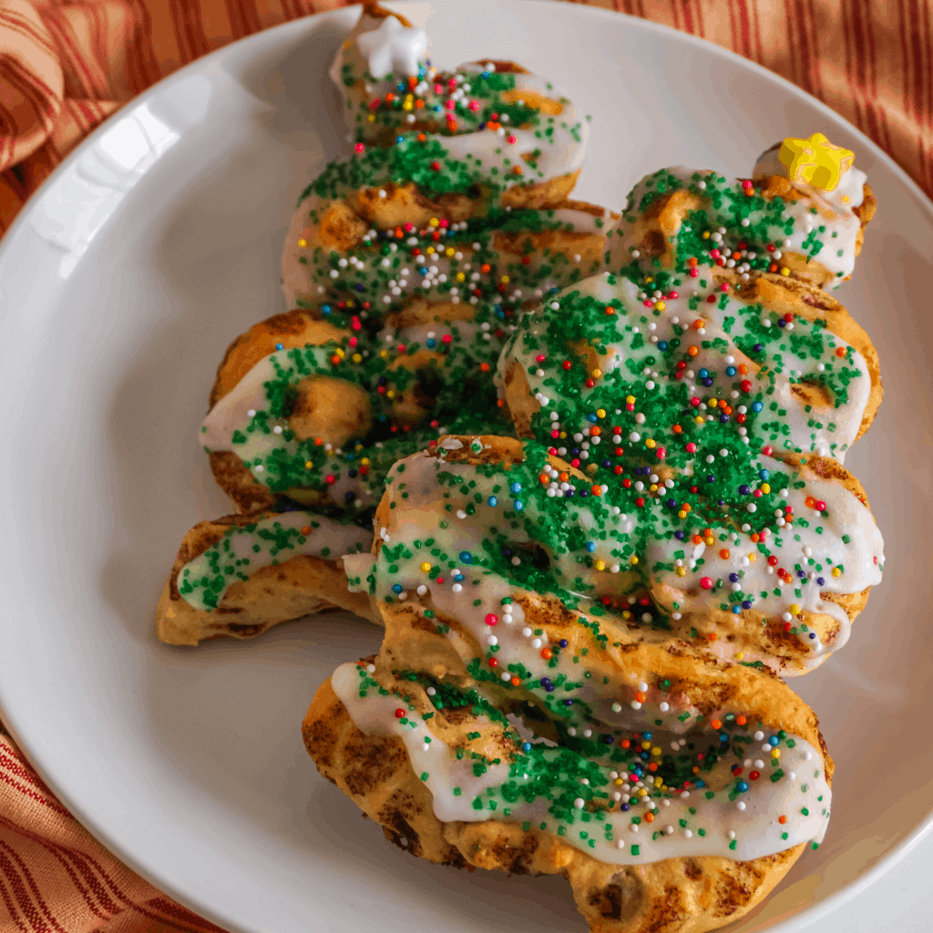 4 Ingredient Christmas Tree Cinnamon Rolls