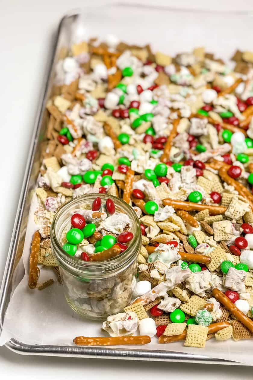 5 Minute Christmas Crack Chex Mix