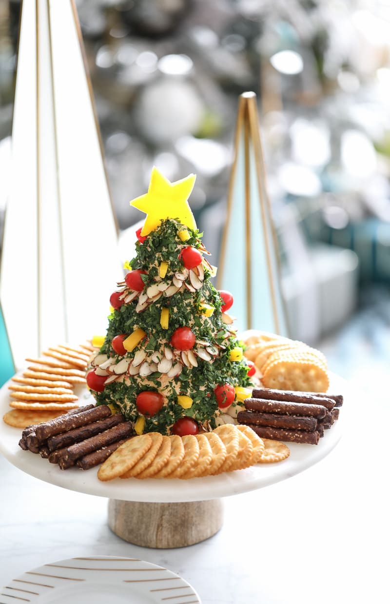 Christmas Tree Cheeseball