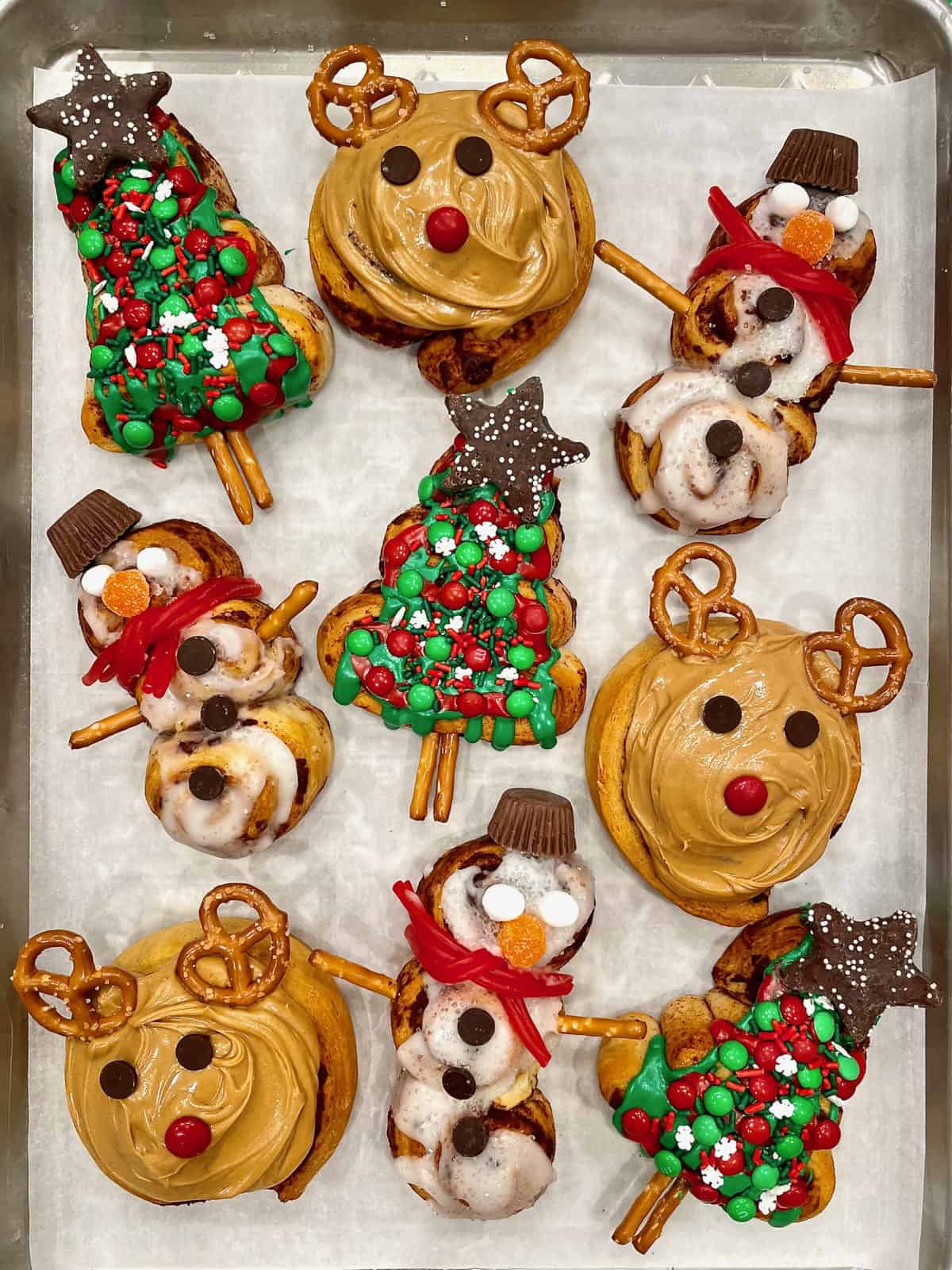 Festive Christmas-Shaped Cinnamon Rolls