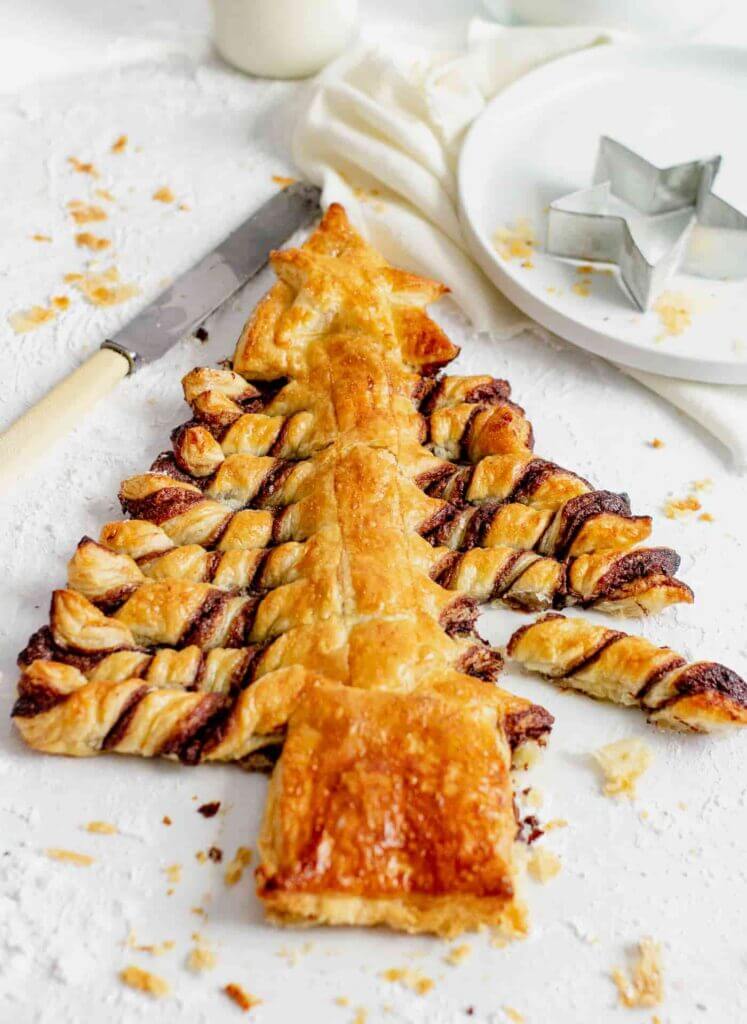 Quick And Easy Chocolate Puff Pastry Christmas Tree