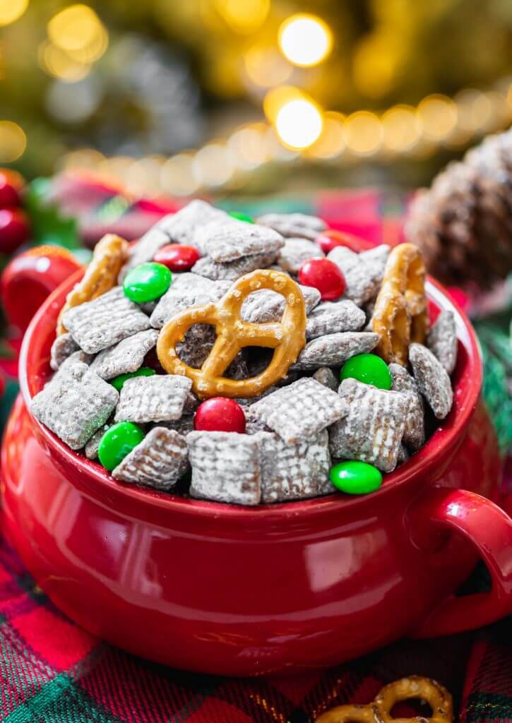 Christmas Muddy Buddies