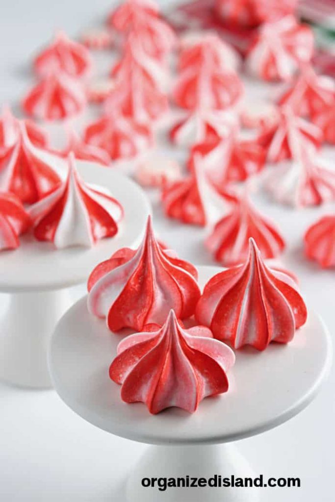Easy Festive Christmas Meringue Cookies Recipe