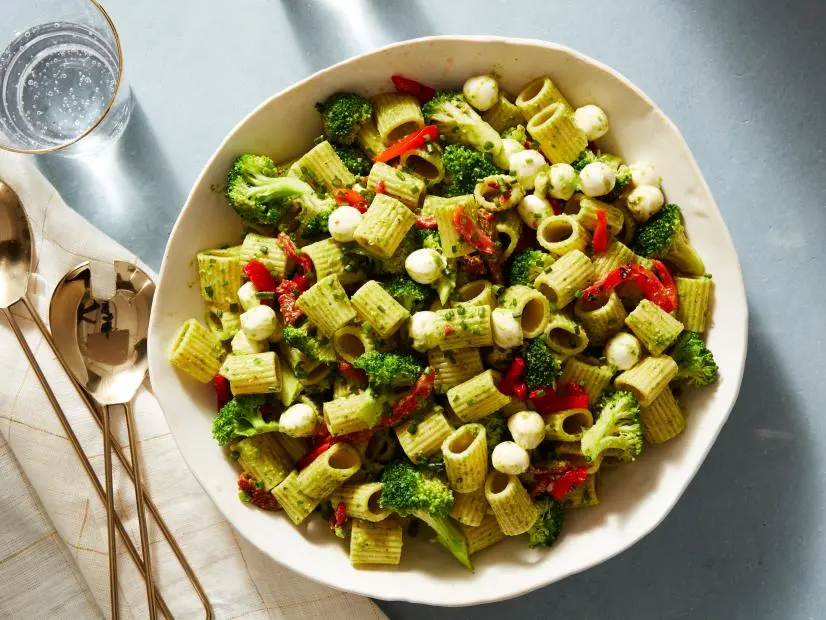 Festive Christmas Pasta Salad