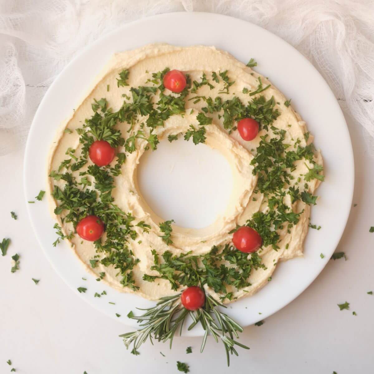 Holiday Party Hummus Wreath Appetizer